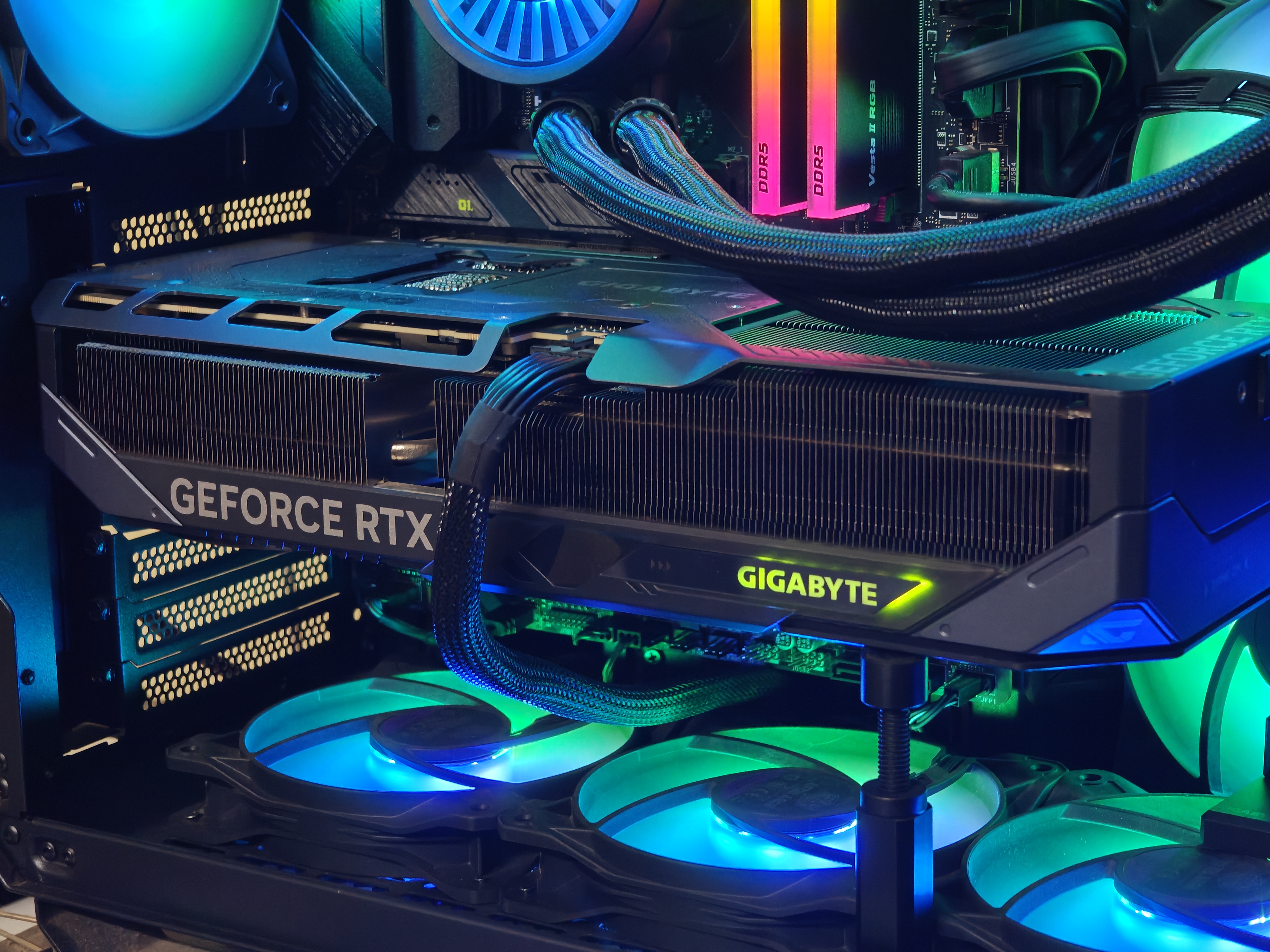 RTX 5070 Ti Installed in Test Bench